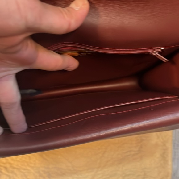 Pre loved Cartier bag with authenticity card - Picture 10 of 12